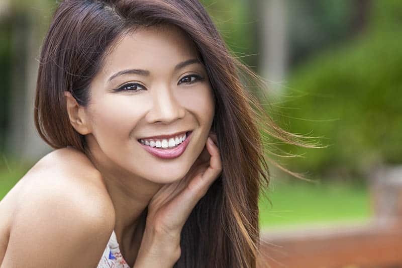 The Star-Studded History of Veneers