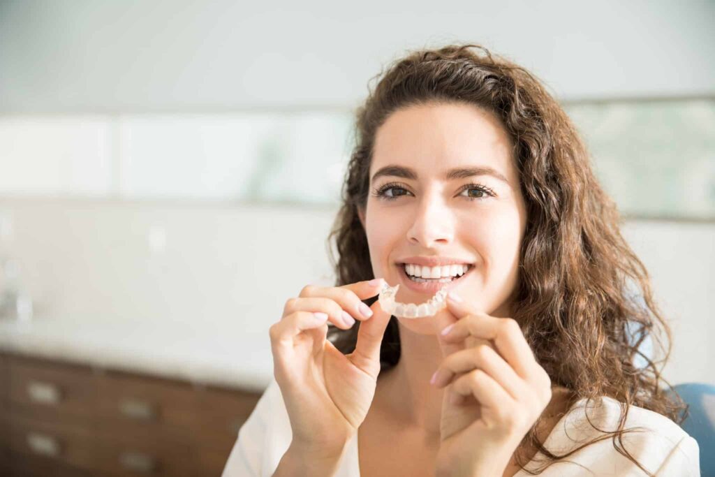 A Guide to Clear Braces Treatment in Murrieta: Straighten Your Teeth Discreetly