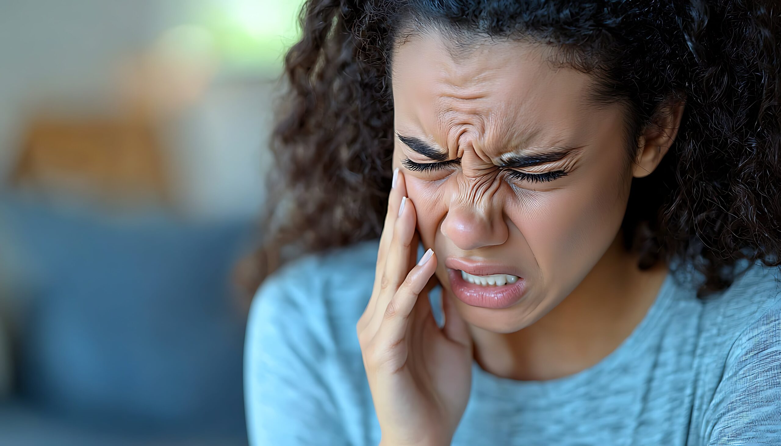 Signs You Need Emergency Dental Care